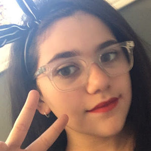 Meet your Posher, Makeup